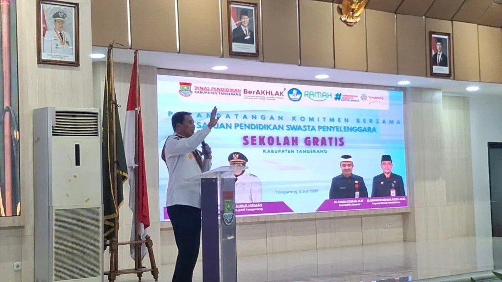 Bupati.jpg
